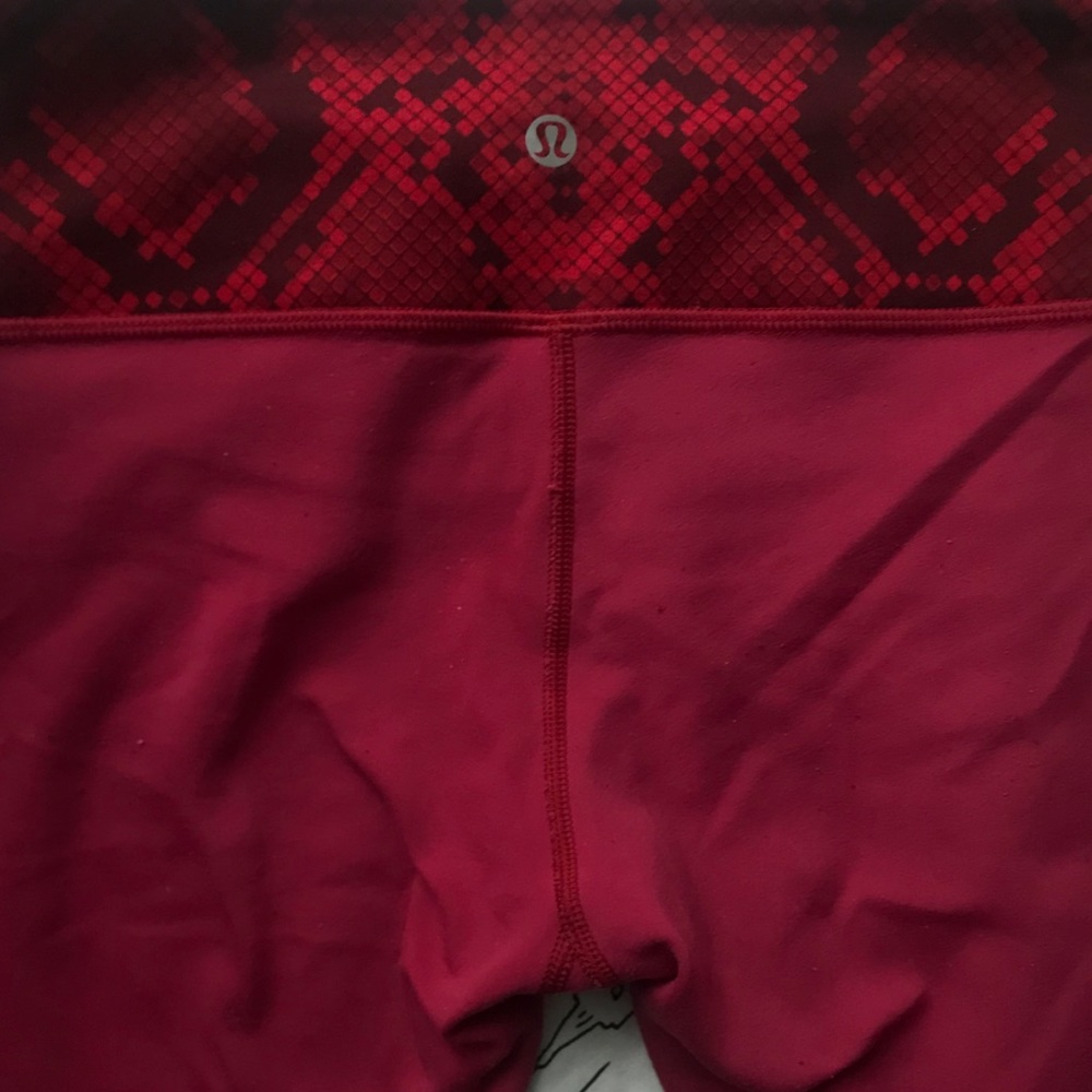 Reversible lululemon leggings